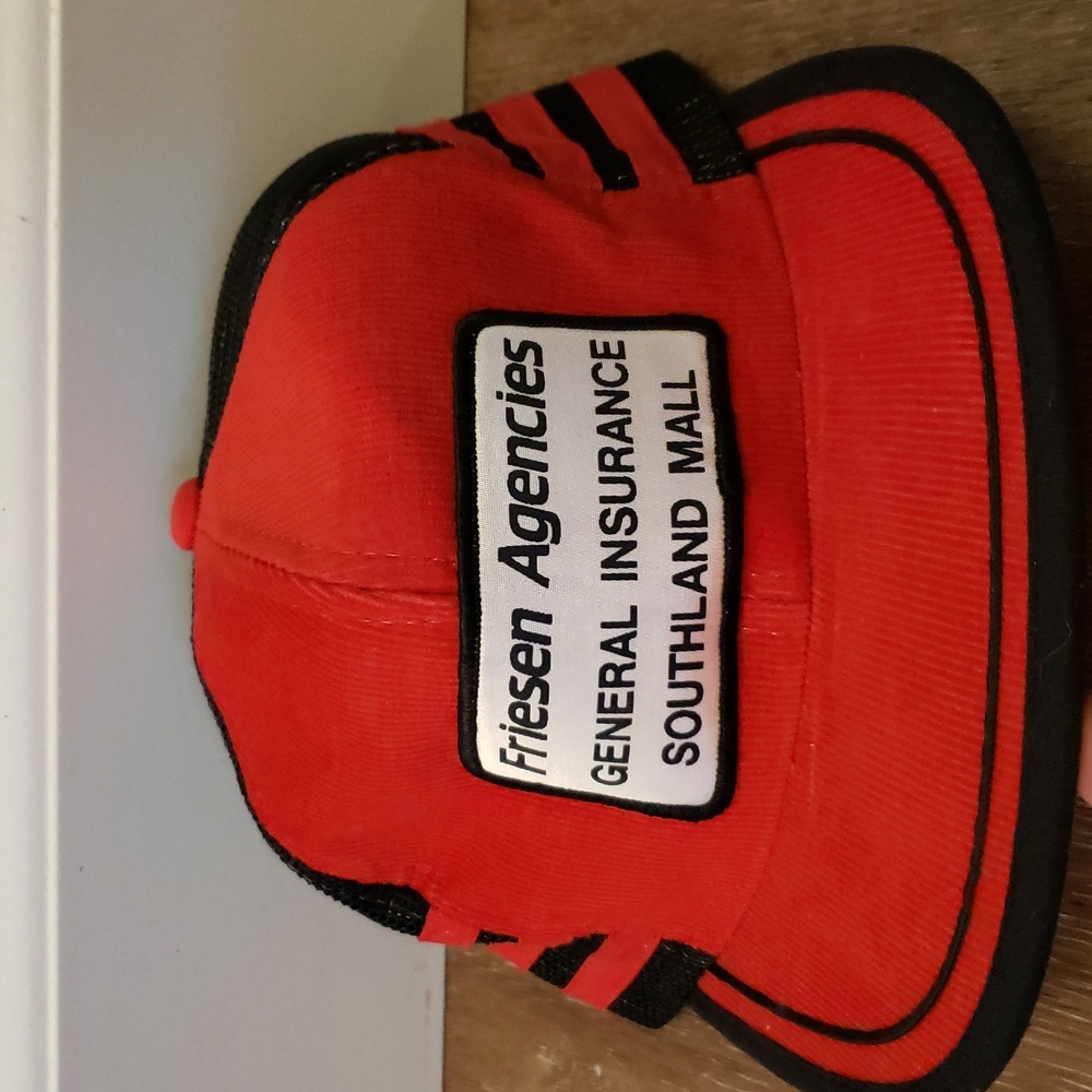 Vintage Adult OSFM Mesh Corduroy Snapback Trucker Hat Cap, Red and Black Stripes